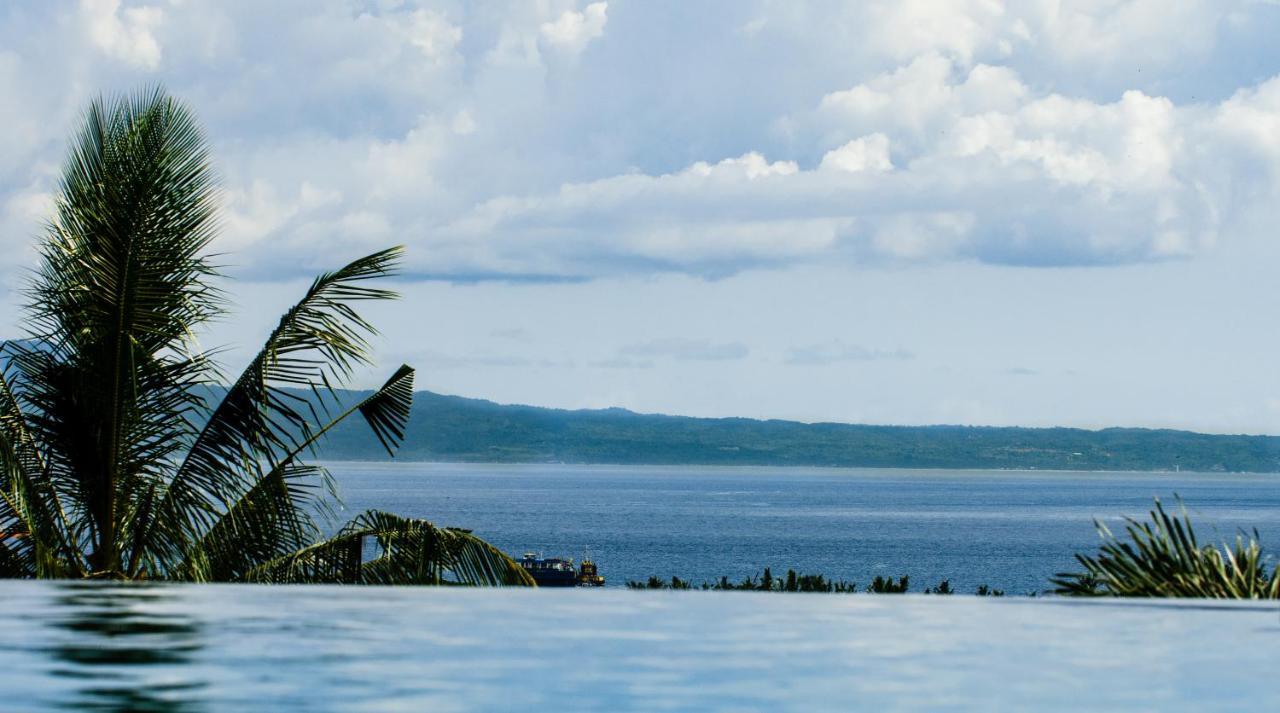 Hotel Neano Escape Manggis Exterior foto View of the Gulf of Davao