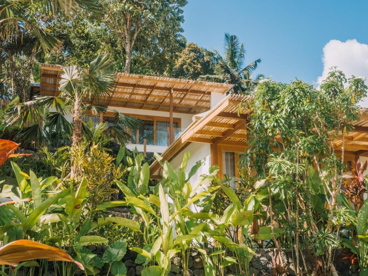 Hotel Neano Escape Manggis Exterior foto The resort's villas